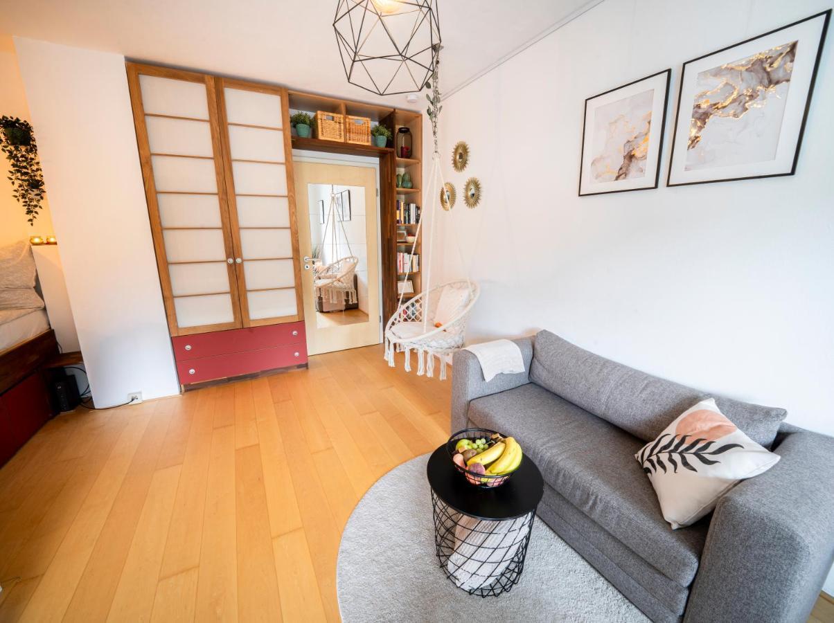 Zentrale & Gemuetliche Wohnung Mit Sonnenbalkon Essen Exterior photo